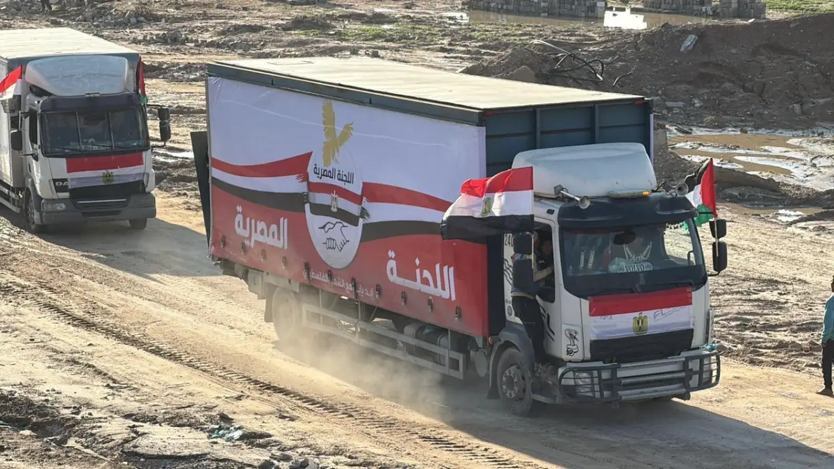 Egyptian Committee Launches Relief Convoy Relocating Displaced Families North, Providing Comprehensive Shelter Assistance