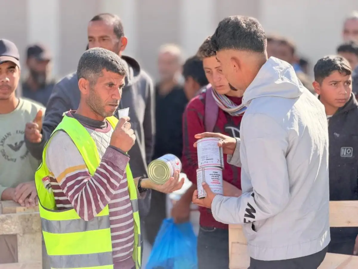 Egyptian Committee Distributes Over 90,000 Food Parcels in Khan Yunis, Prepares Next ‘Hearts Across Borders’ Phase in Gaza City
