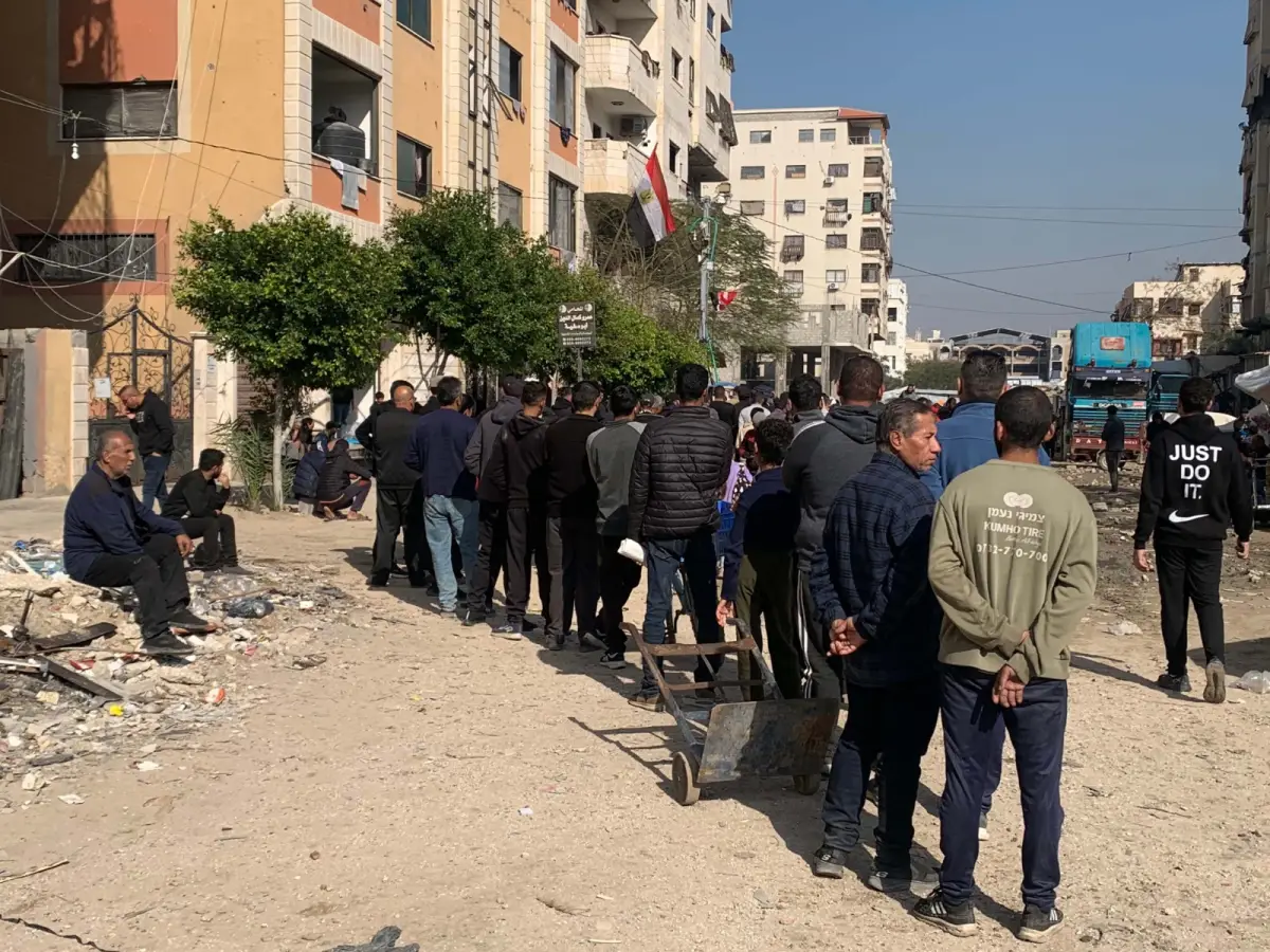 اللجنة المصرية في تدخل إنساني غير مسبوق يستهدف جميع السكان دون استثناء