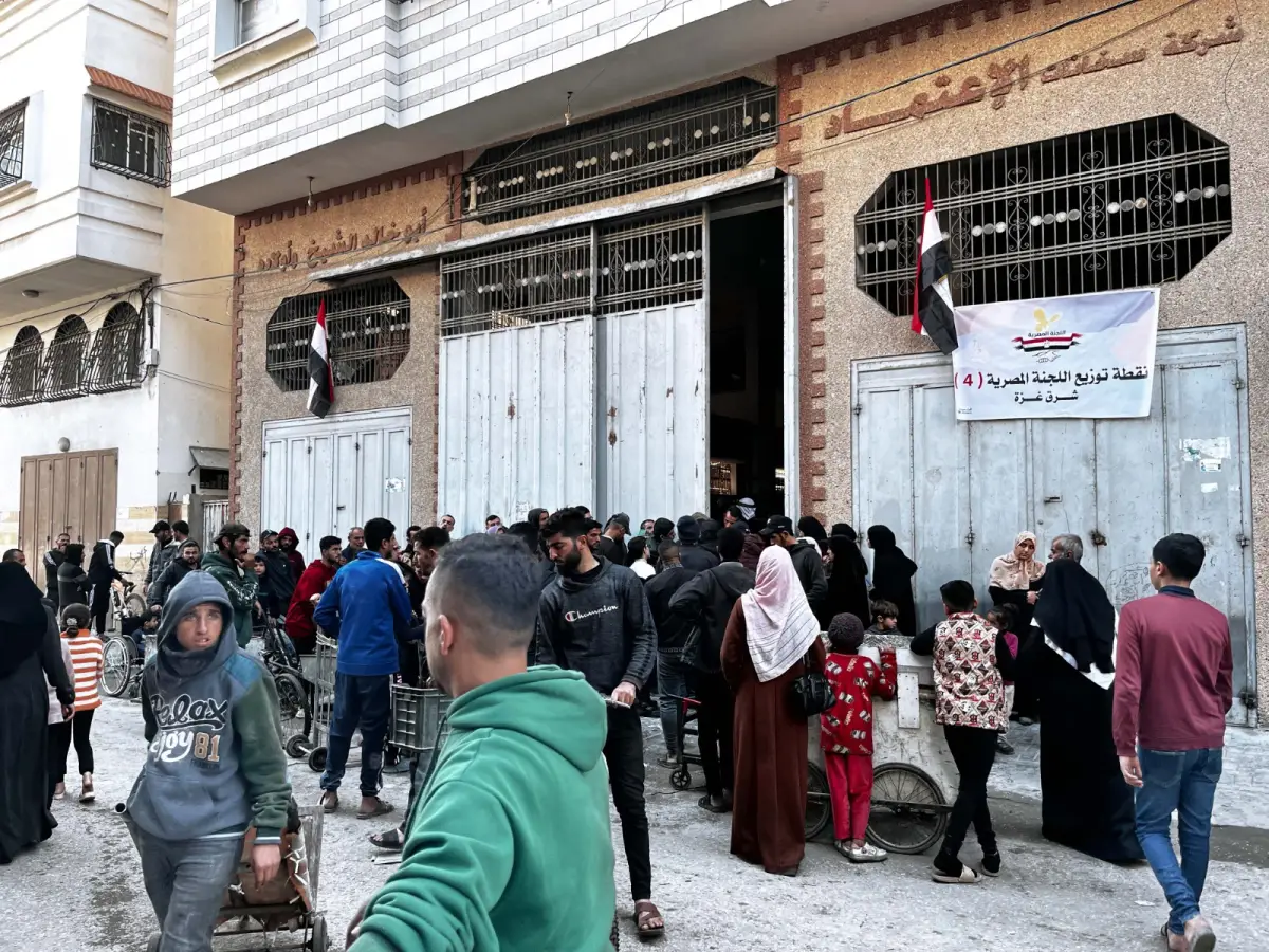 اللجنة المصرية في تدخل إنساني غير مسبوق يستهدف جميع السكان دون استثناء