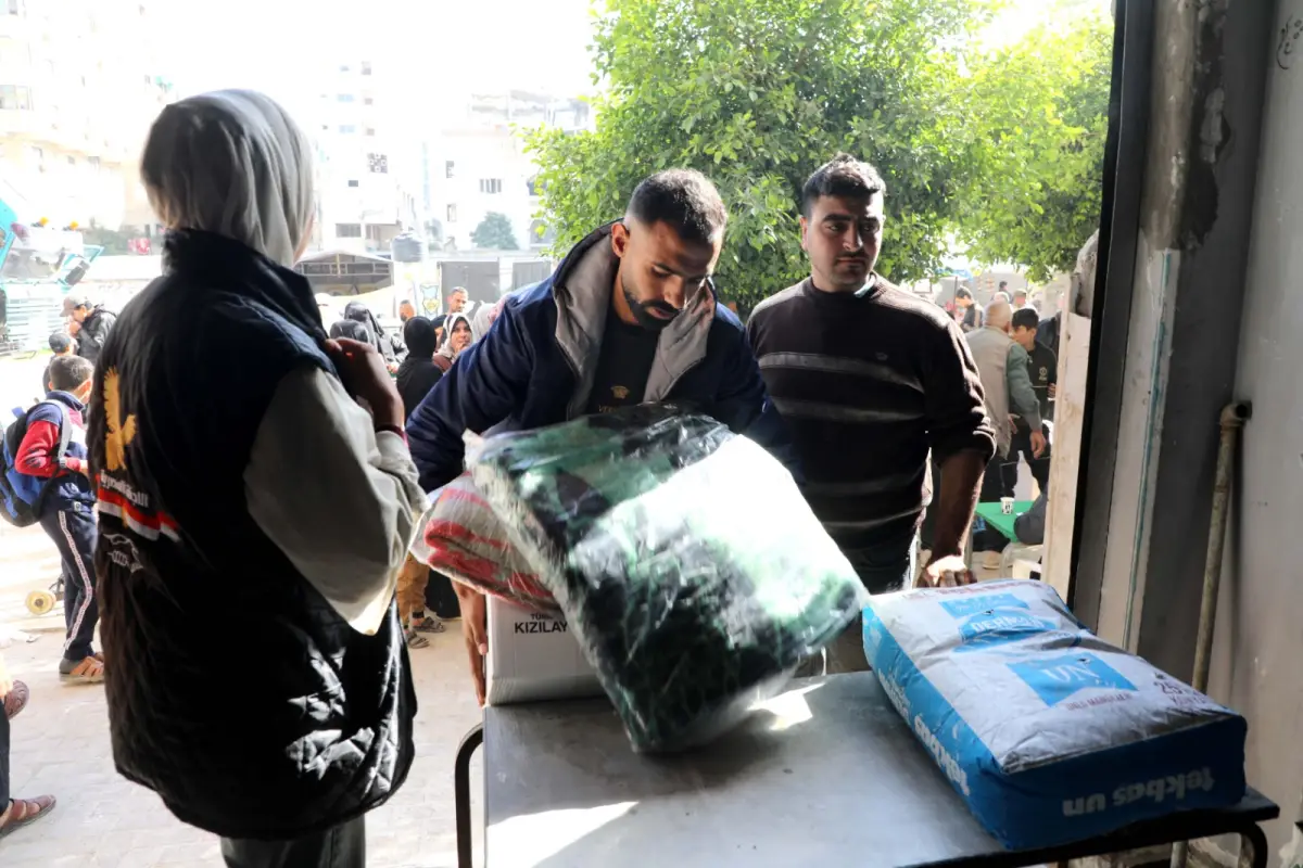 اللجنة المصرية في تدخل إنساني غير مسبوق يستهدف جميع السكان دون استثناء