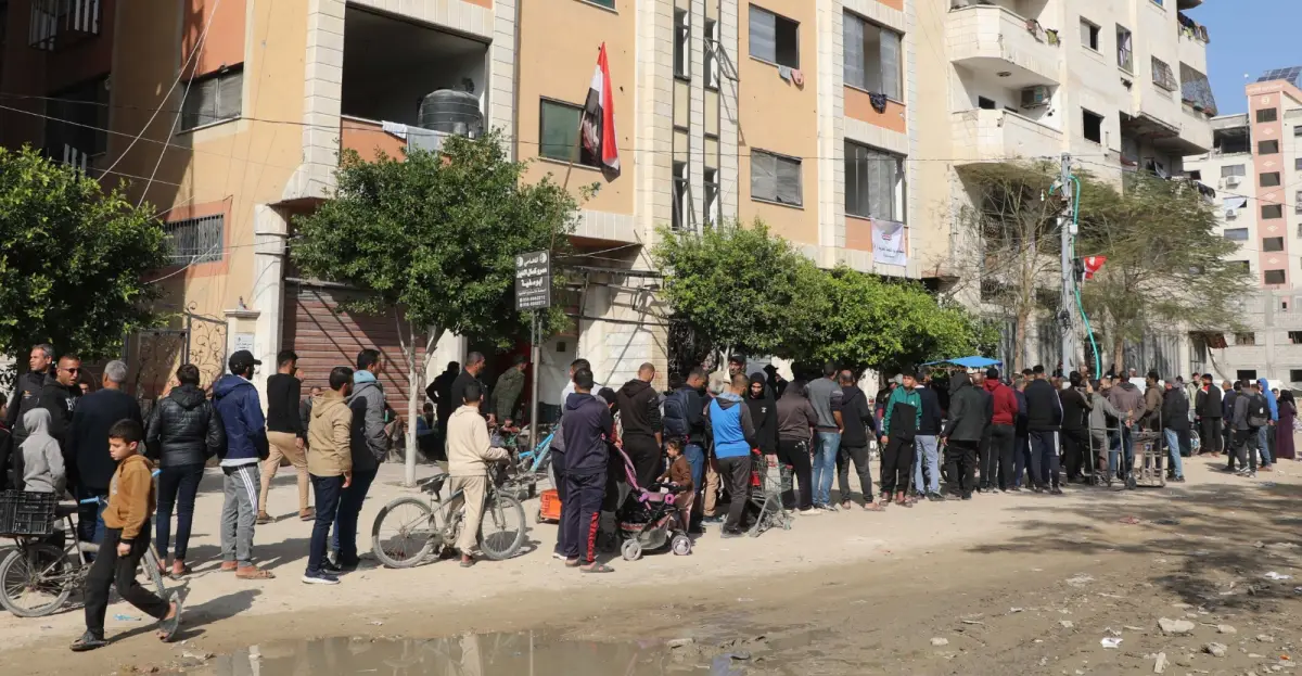 اللجنة المصرية في تدخل إنساني غير مسبوق يستهدف جميع السكان دون استثناء