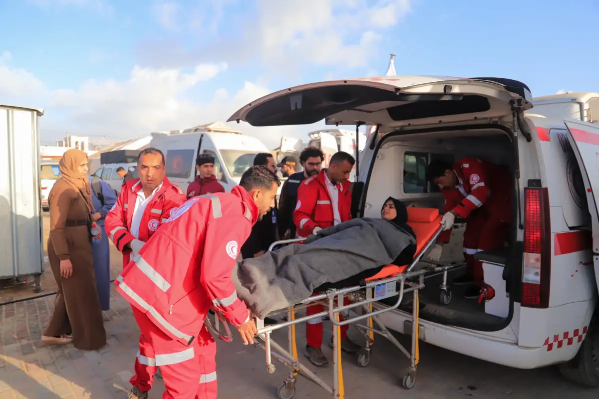 اللجنة المصرية تستقبل العائدين إلى قطاع غزة