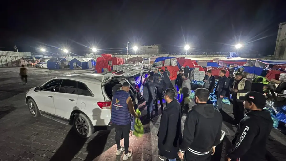 توزيع وجبات السحور على المعتكفين في مساجد قطاع غزة