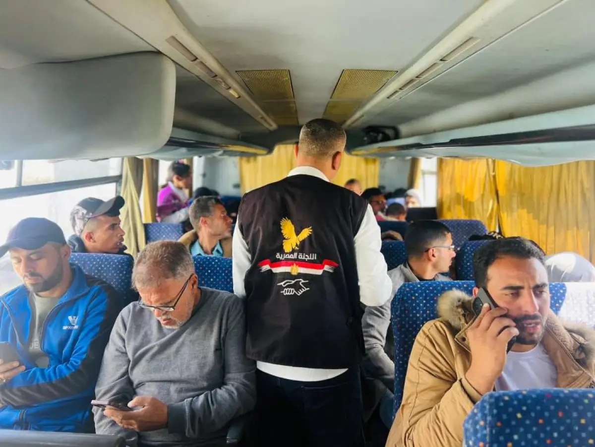 حملة "فرحة العيد" لنقل الأهالي بين المناطق قطاع غزة