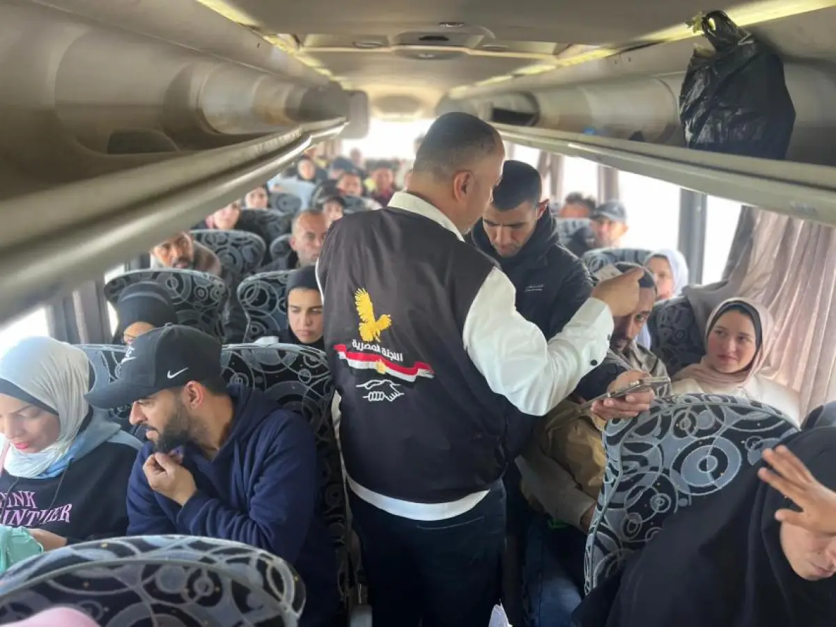 حملة "فرحة العيد" لنقل الأهالي بين المناطق قطاع غزة