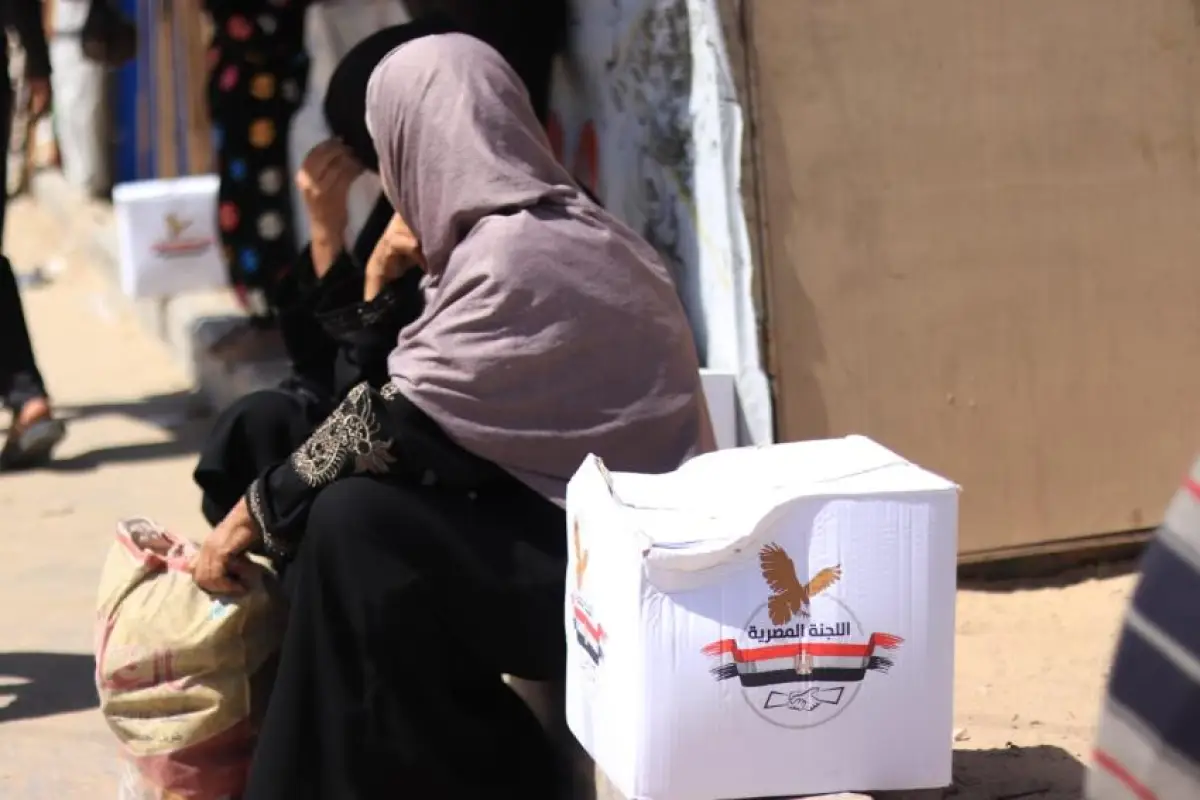 توزيع طرود غذائية بالتعاون مع المطبخ العالمي